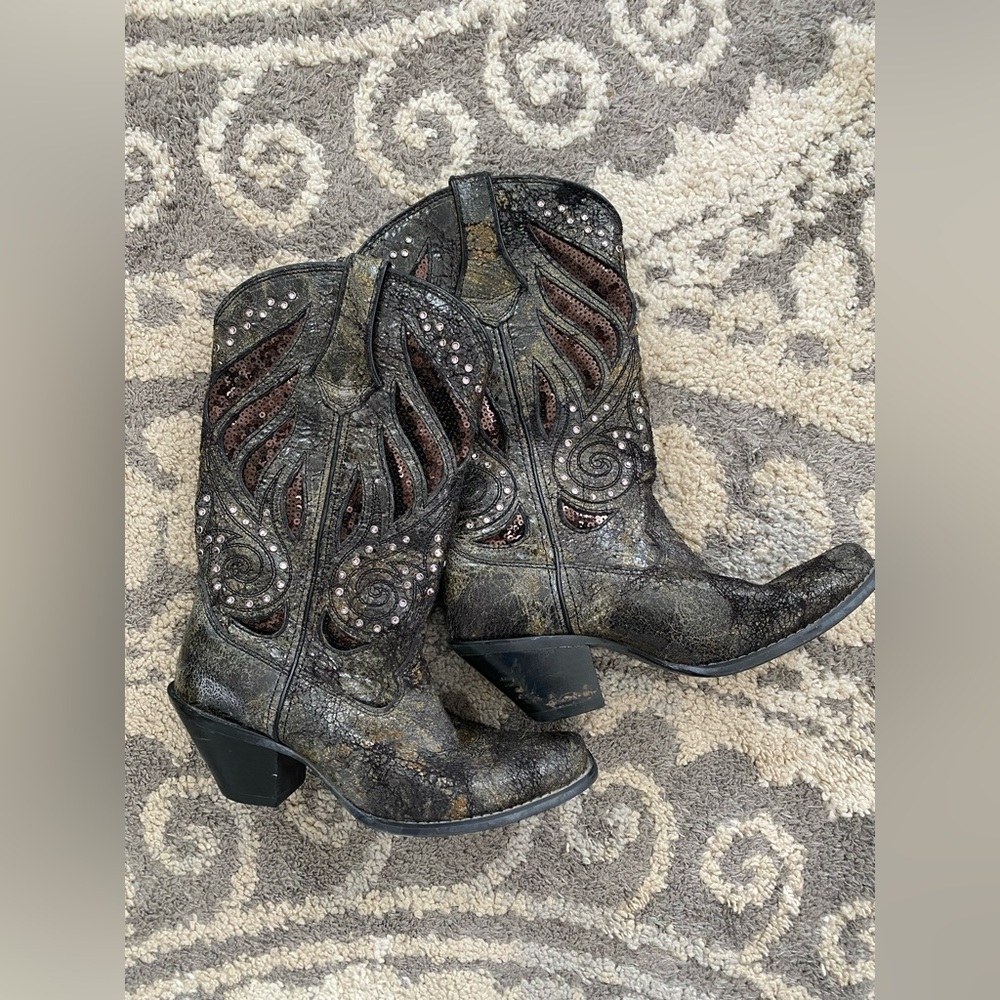 Durango rodeo heel cowgirl boots size 6.5
